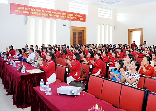 Công đoàn trường MN Phúc Đồng long trọng tổ chức Đại hội Công đoàn lần thứ VI, nhiệm kỳ 2017 - 2022.